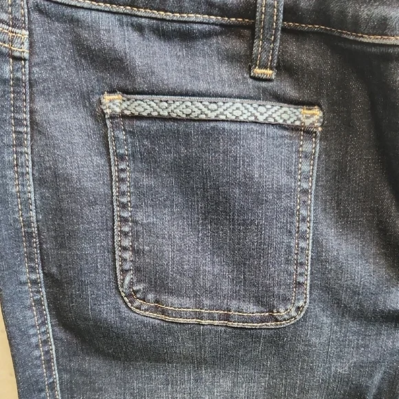 NYDJ Marilyn Straight Leg Jeans Patch Pockets Size 8. B13 - Picture 10 of 13